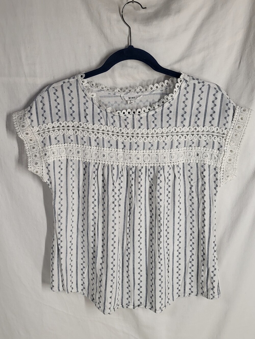 MINE Embroidered White Crochet Coastal Striped Top Size Small
